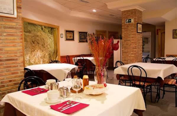 Hostal El Pozo Chulilla Ngoại thất bức ảnh